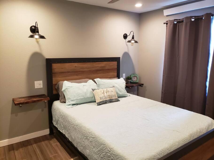 Lake Front Condo 1Bd - Fully Remodeled! Dillon Luaran gambar